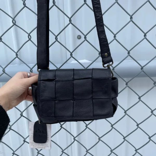 Expressions Milo Bags & Purses^Bella - Black