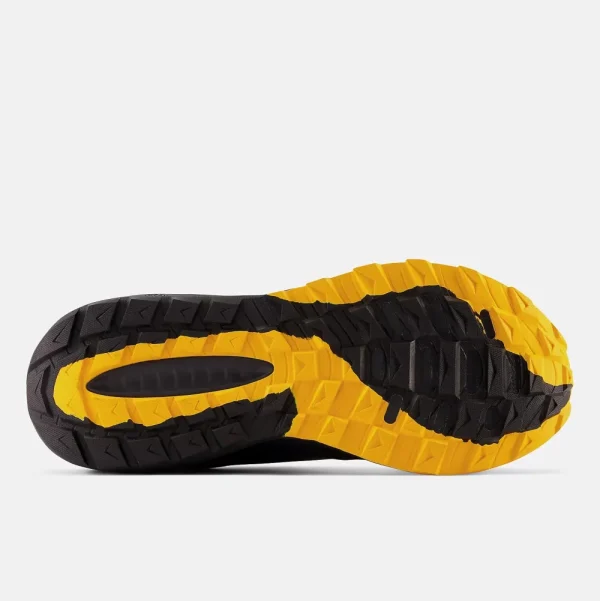 New Balance Athletic & Hiking^DynaSoft Nitrel v5 GTX - Black with Vibrant Apricot