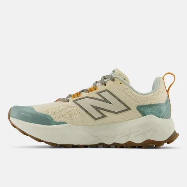 New Balance Athletic & Hiking^Fresh Foam X Garoé v2 - Calcium with Dark Juniper