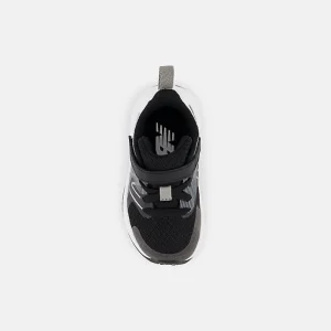 New Balance Athletic^Rave Run v2 - Black with White
