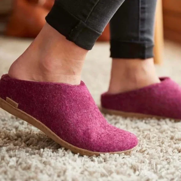 Glerups Glerups^Slip-on with Leather Sole - Cranberry