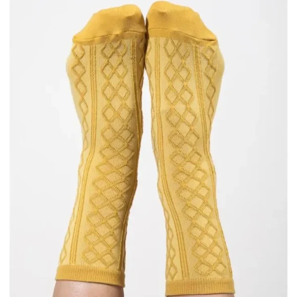 Very J Women's^Solid Argyle Crew Sock - Yellow