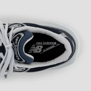 New Balance Sneakers | Athletic & Hiking^990v6 - Navy with White