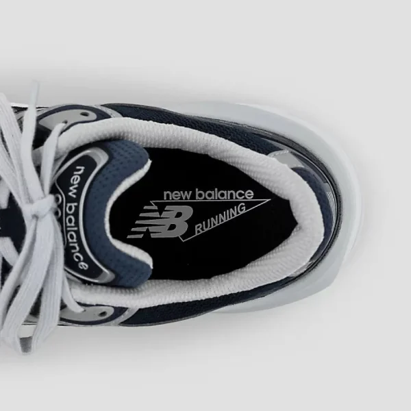 New Balance Sneakers | Athletic & Hiking^990v6 - Navy with White