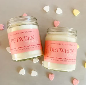 Prairie Creek Candles Candles^Wood Wick Jar Candle 8 oz - Between the Sheets